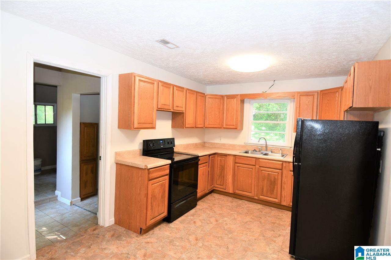 416 West Glade Road Anniston, AL 36206 - Photo 8 of 22