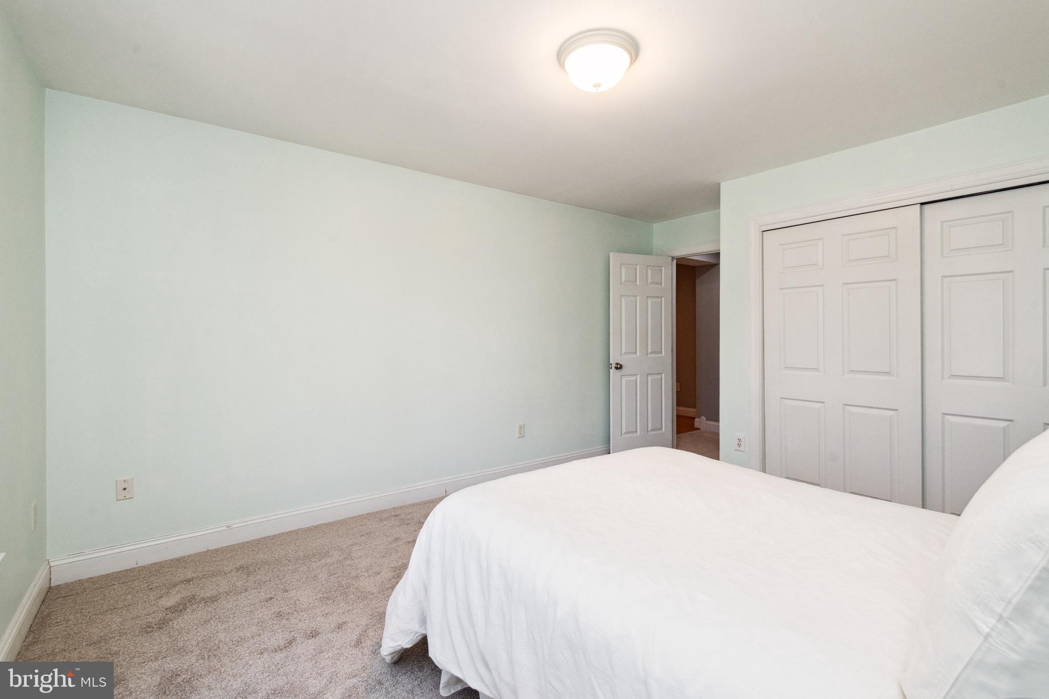 612 Old County Road Severna Park, MD 21146 - Photo 27 of 52 Upper Level 3rd Bedroom