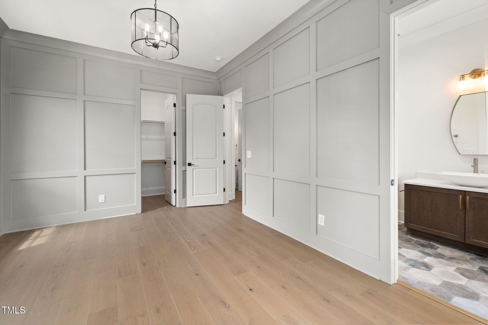 1212 Gunnison Place Raleigh, NC 27609 - Photo 9 of 53 a view of empty room with a kitchen