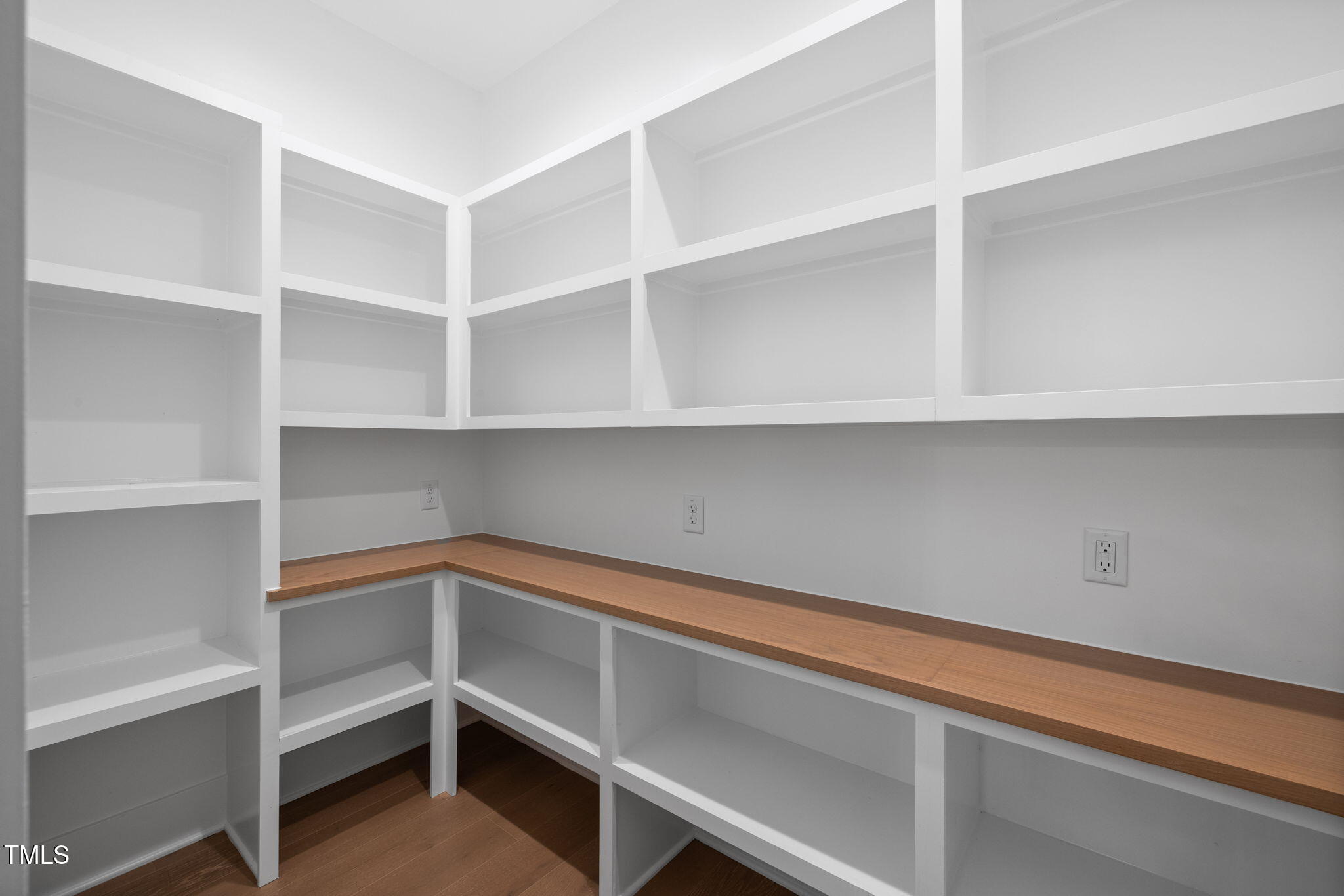 1212 Gunnison Place Raleigh, NC 27609 - Photo 21 of 53 a view of cabinets