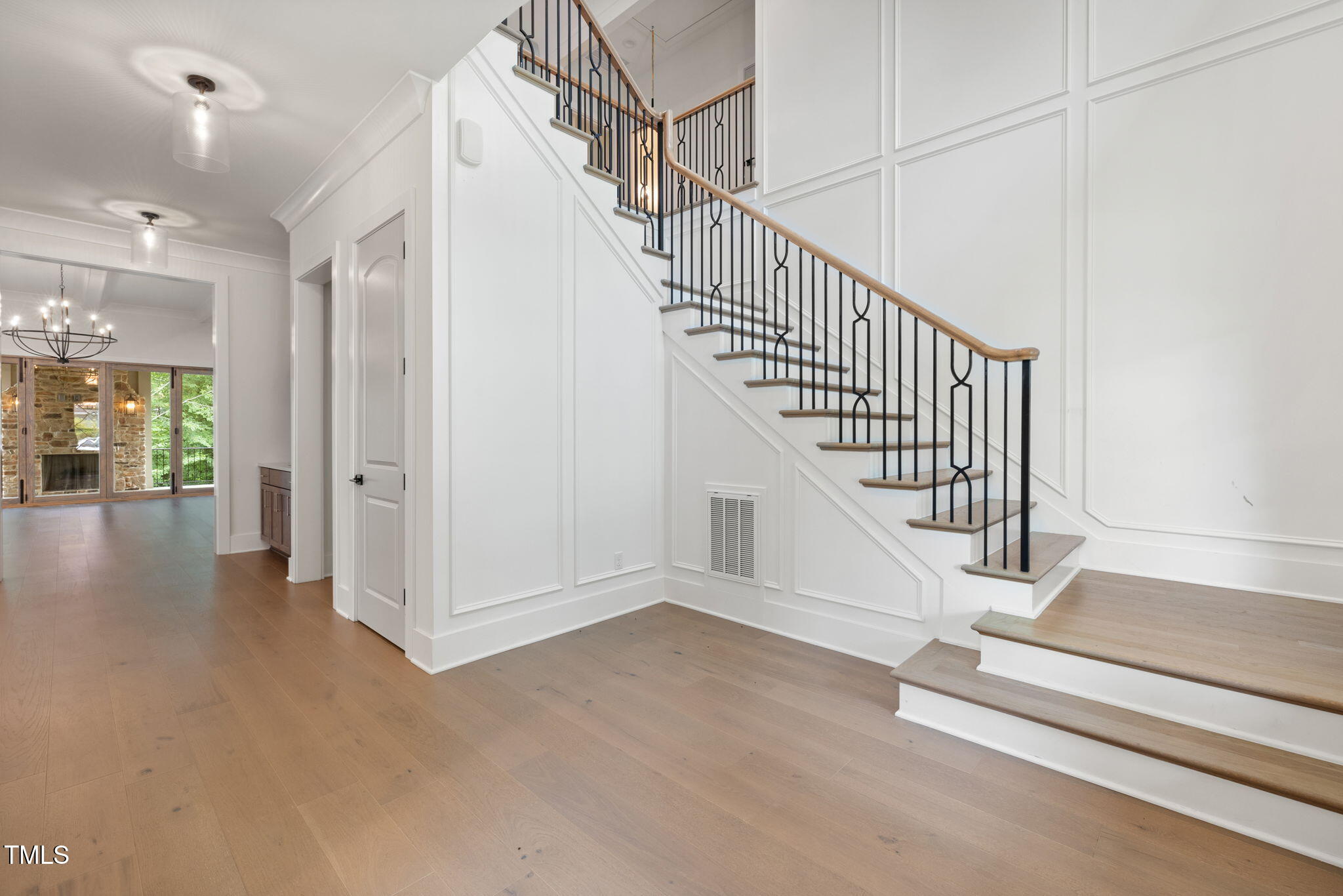 1212 Gunnison Place Raleigh, NC 27609 - Photo 7 of 53 a view of entryway