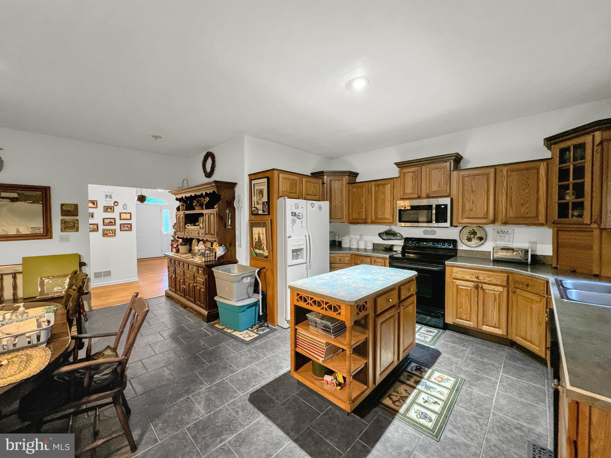 3014 Lexus Drive Spring Grove, PA 17362 - Photo 6 of 30 Gallery Image 6