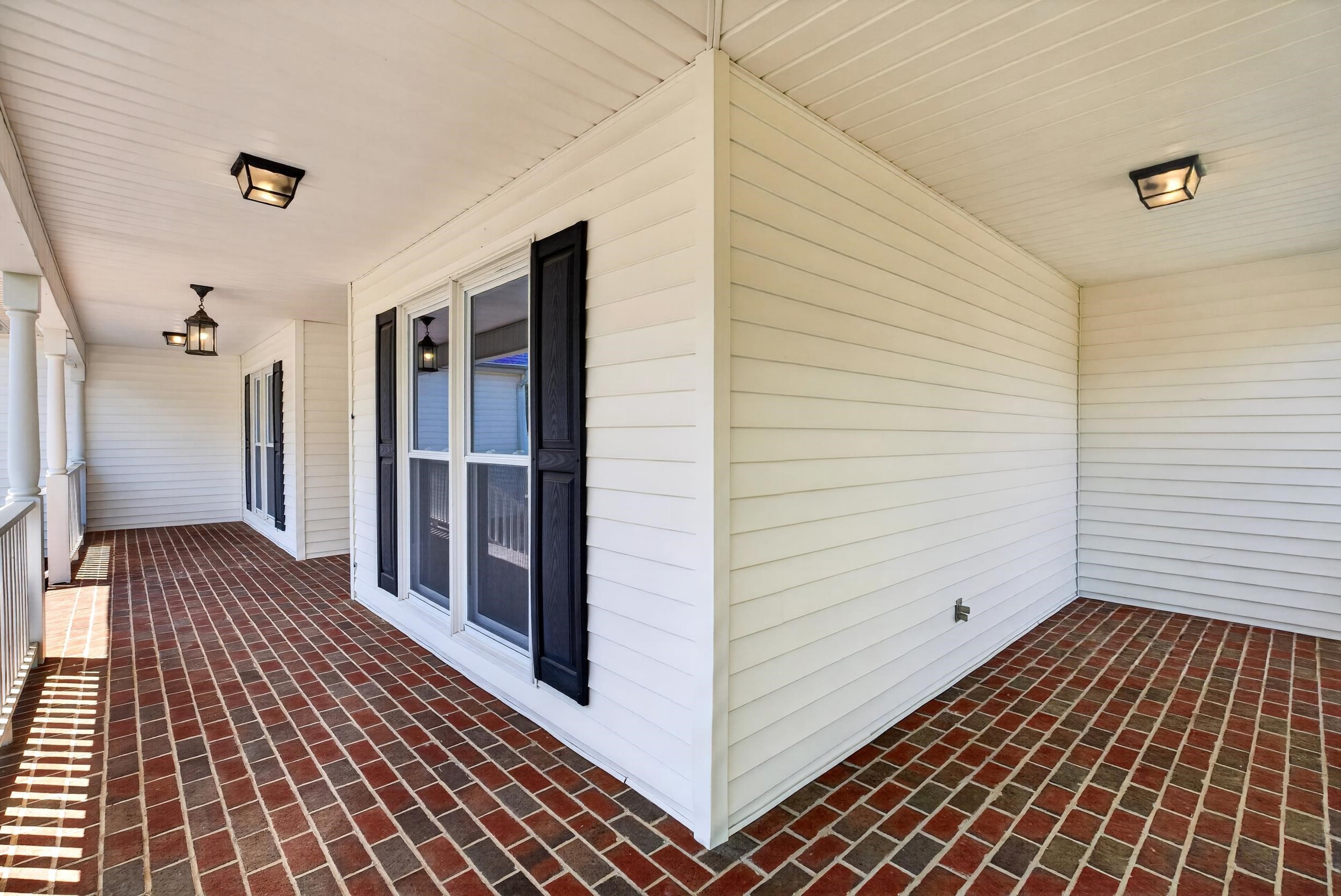 551 Moores Crossing Roebuck, SC 29376 - Photo 3 of 45