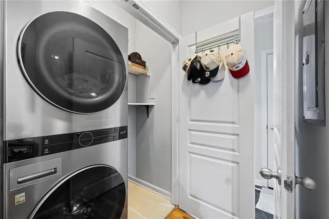 $185,000 | 10 Perimeter Summit Boulevard, Unit 1204, Brookhaven, GA 30319