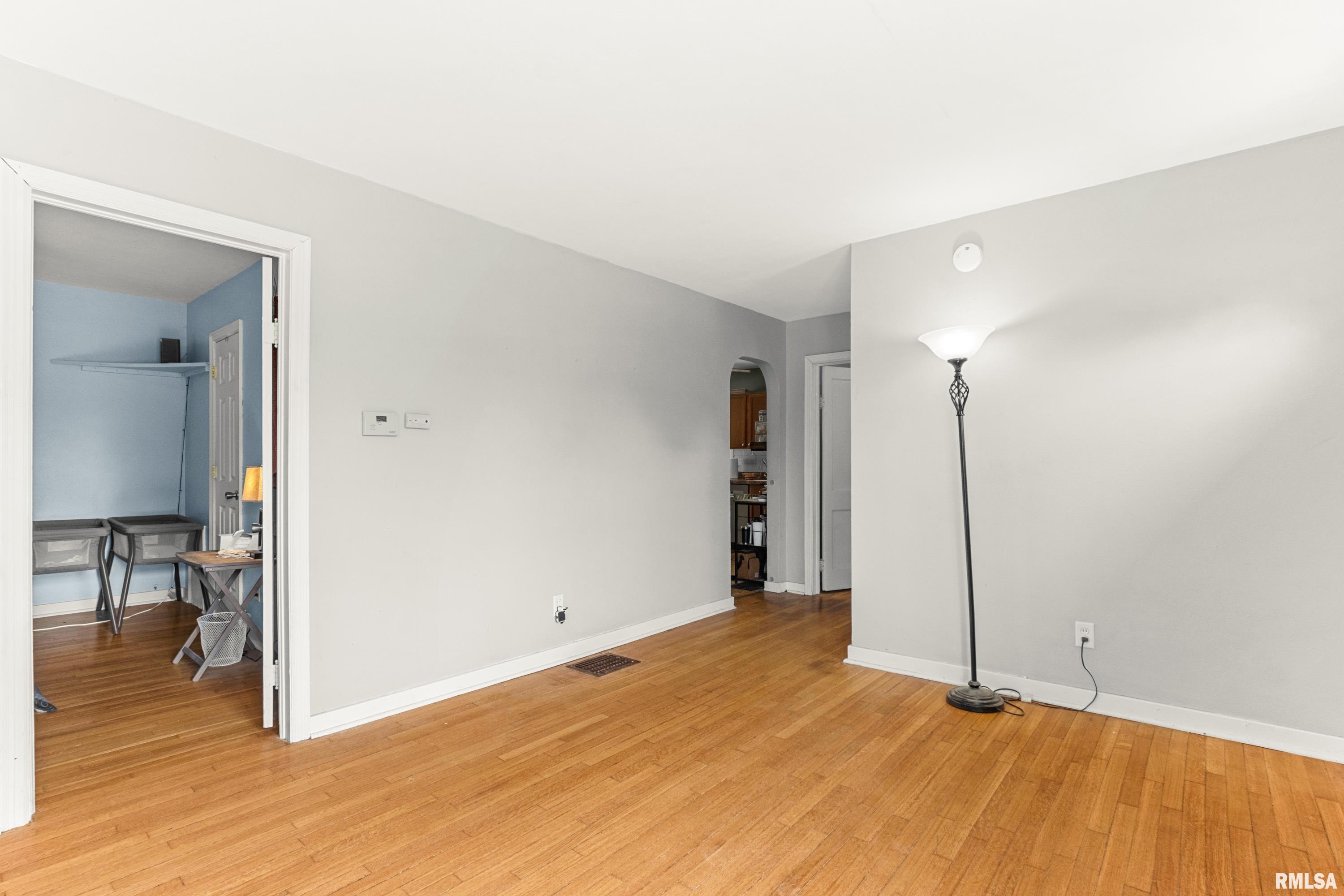 403 Edgewood Court Washington, IL 61571 - Photo 15 of 33