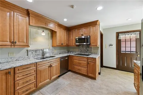 $354,700 | 44 Grand Canyon Drive, New Orleans, LA 70131