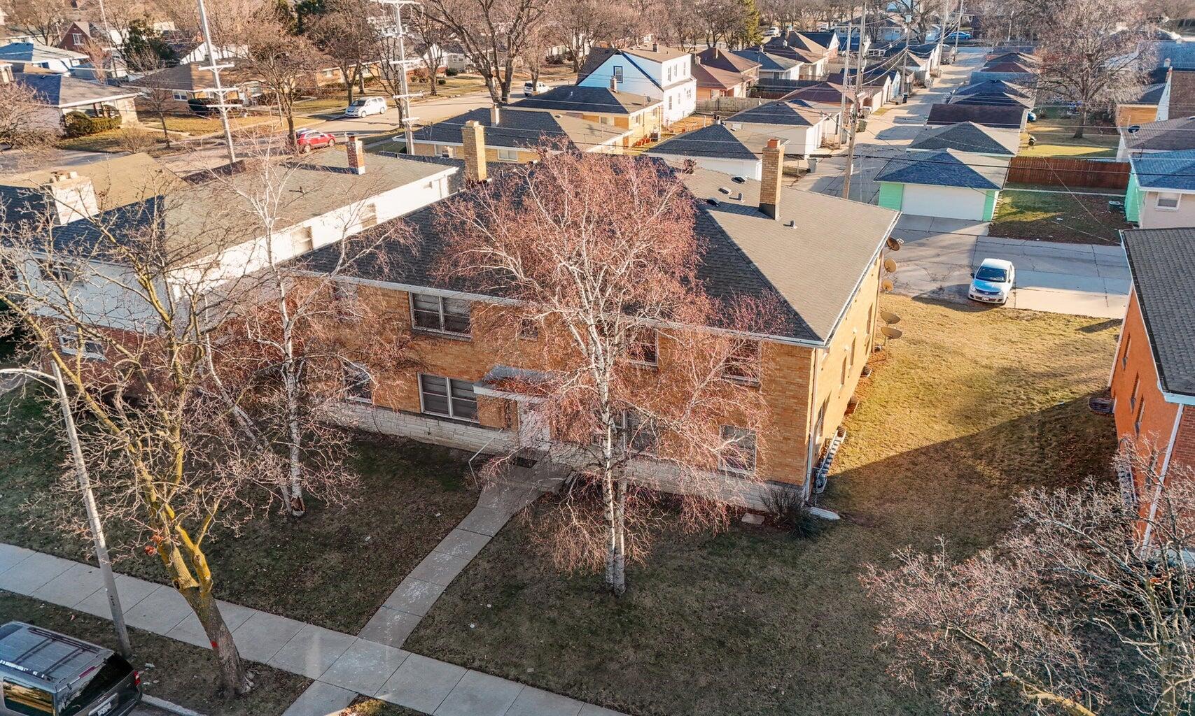 8017 West Hampton Avenue Milwaukee, WI 53218 - Photo 2 of 18 18