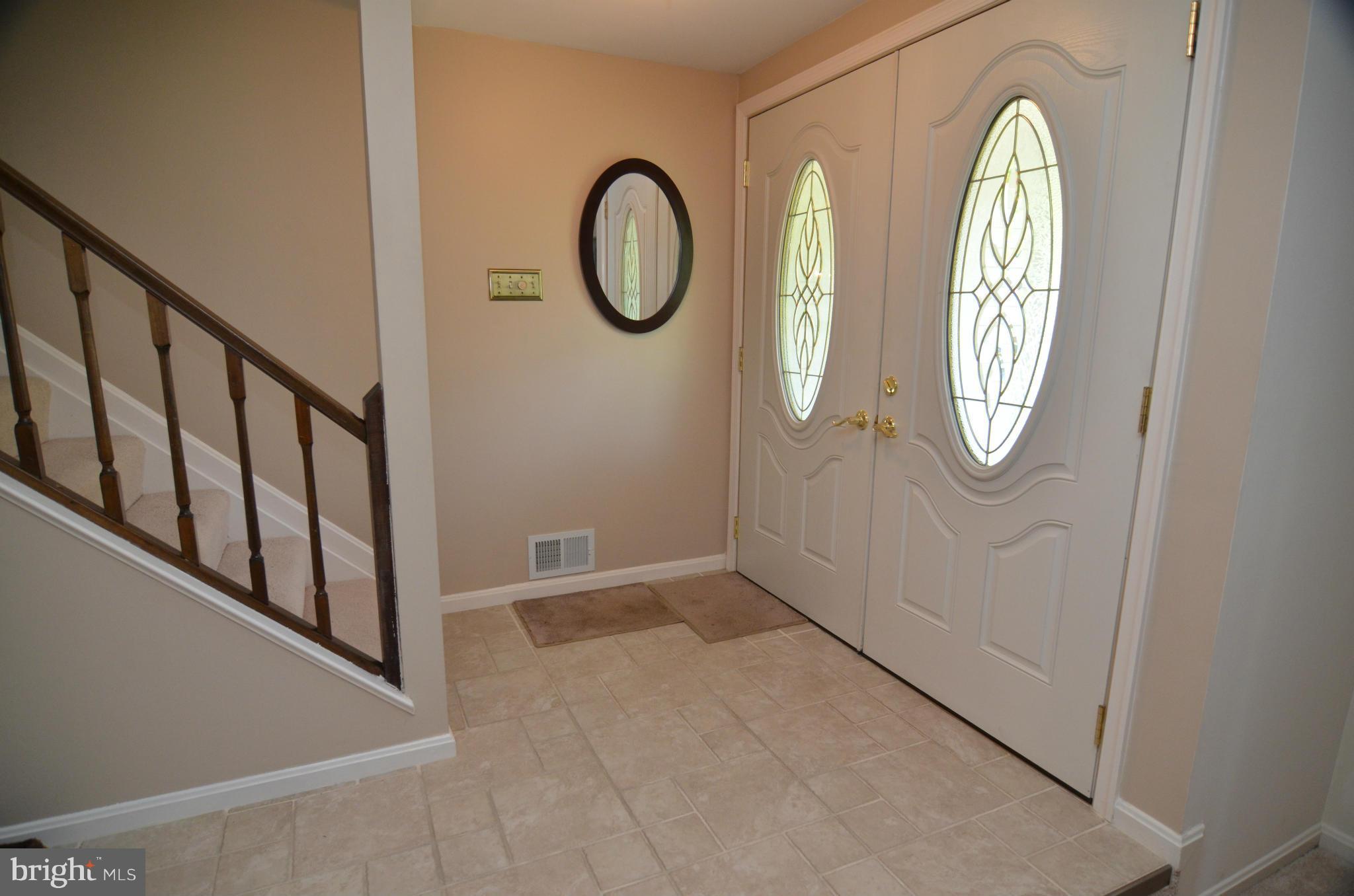 12901 North Point Lane Laurel, MD 20708 - Photo 3 of 30 Interior (General)