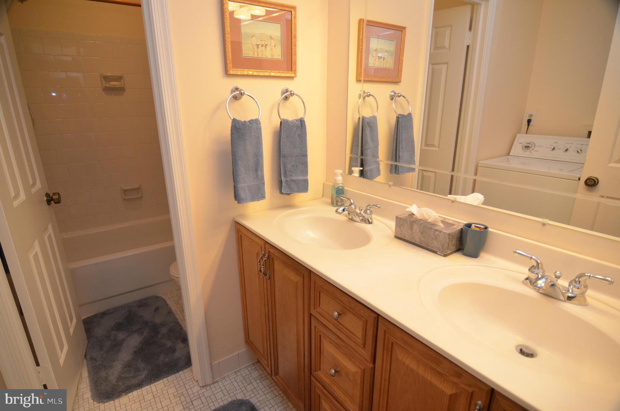 12901 North Point Lane Laurel, MD 20708 - Photo 26 of 30 Bath