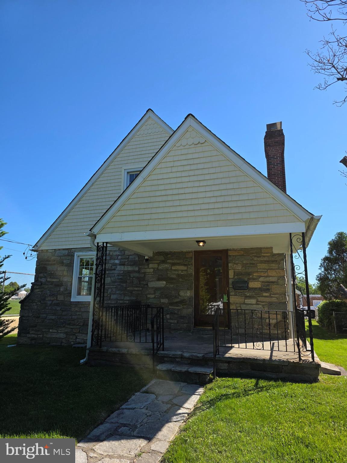 605 South Eagle Road Havertown, PA 19083 - Photo 1 of 25