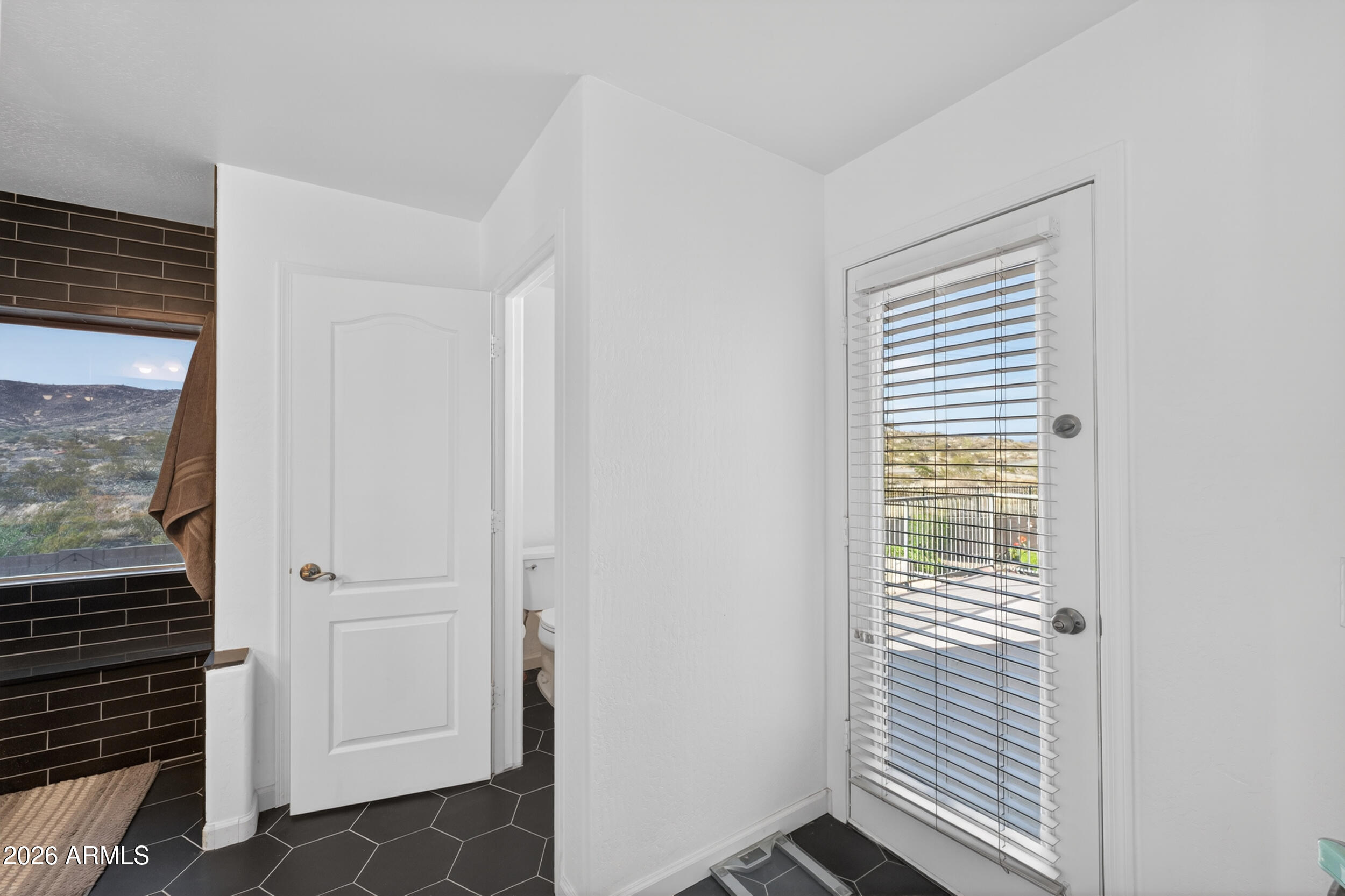 2522 East Ridge Creek Road Phoenix, AZ 85024 - Photo 36 of 79