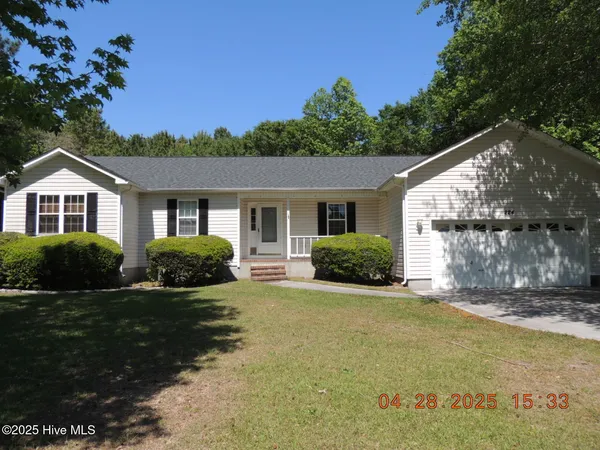 $1,550 | 224 Natalie Lane, Hubert, NC 28539