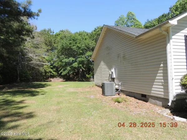 $1,550 | 224 Natalie Lane, Hubert, NC 28539