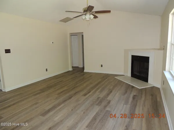 $1,550 | 224 Natalie Lane, Hubert, NC 28539