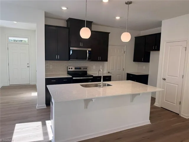 $307,501 | 206 Parker Lane, Mebane, NC 27302