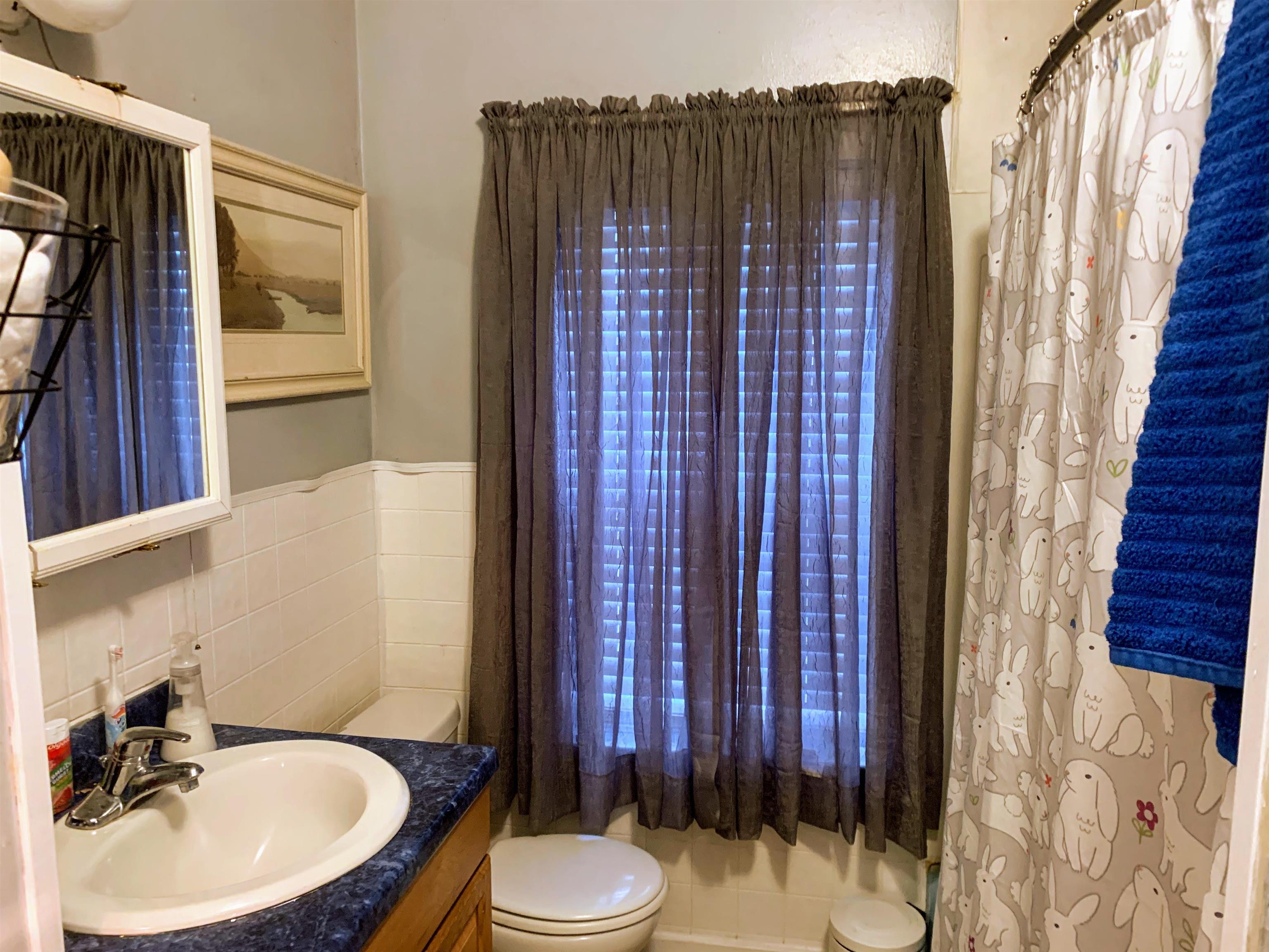 83 West Main Street Bradford, NH 03221 - Photo 19 of 40