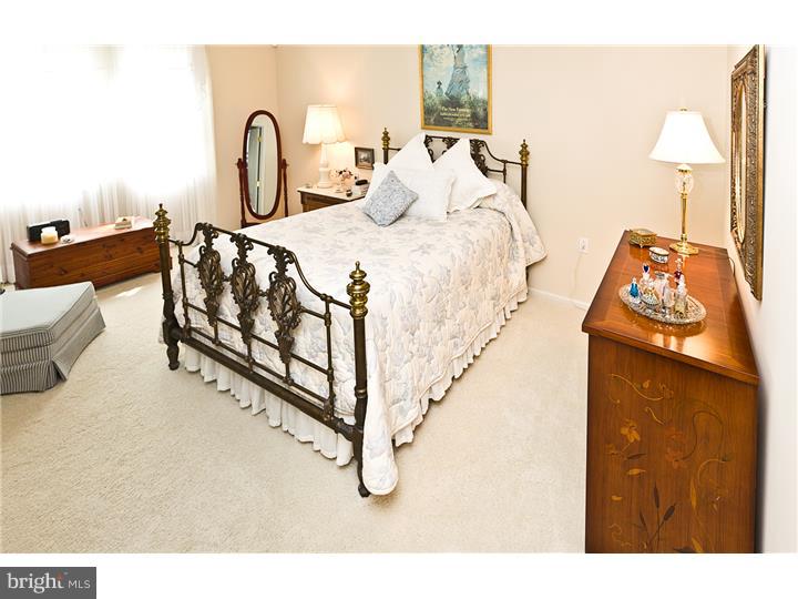8 Huxley Circle Evesham, NJ 08053 - Photo 11 of 23 Bedroom - Main