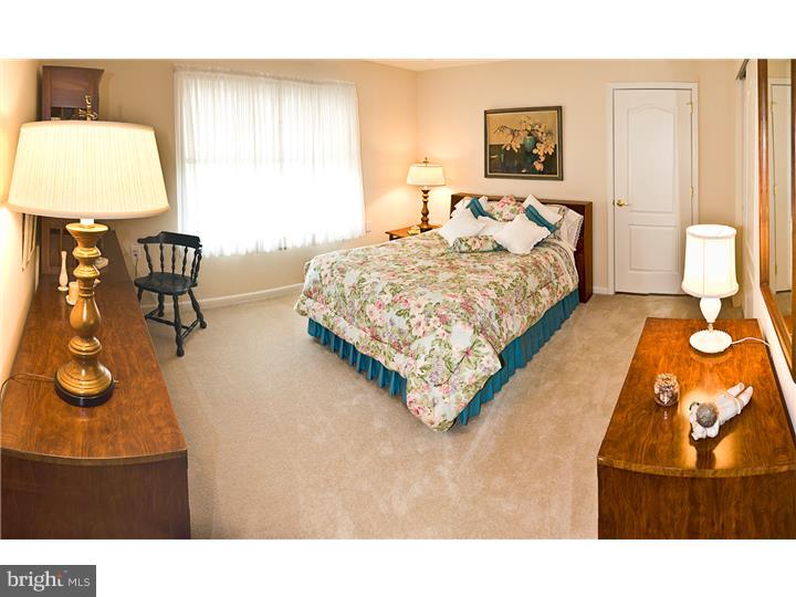 8 Huxley Circle Evesham, NJ 08053 - Photo 16 of 23 Bedroom 3