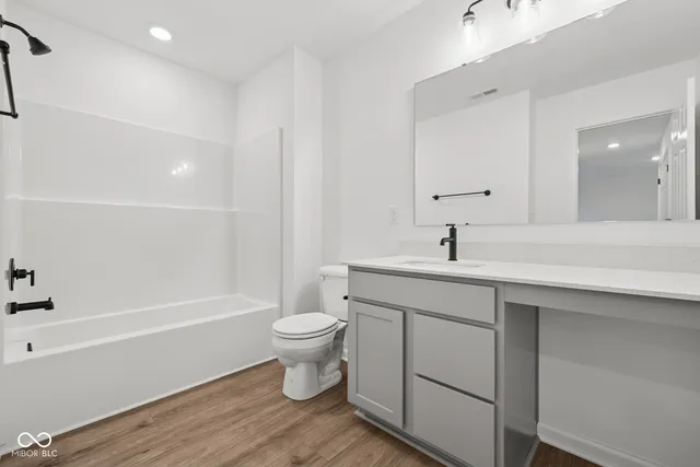 $329,990 | 5215 Rolling Meadow Boulevard, Indianapolis, IN 46237