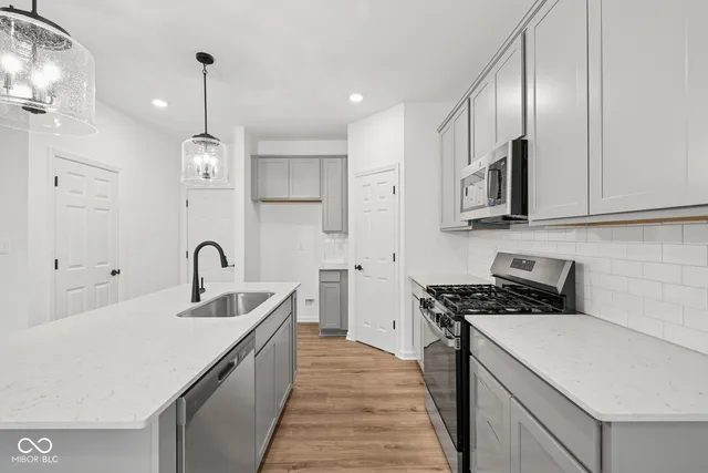 $329,990 | 5215 Rolling Meadow Boulevard, Indianapolis, IN 46237