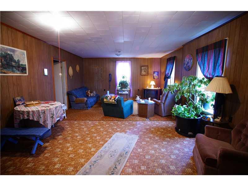 286 Rowes Run Road Grindstone, PA 15442 - Photo 11 of 21 Family Room.