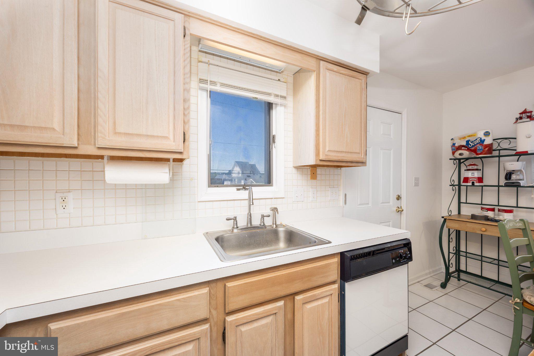 10431 Brighton Road Ocean City, MD 21842 - Photo 13 of 75 Bright and airy kitchen space.