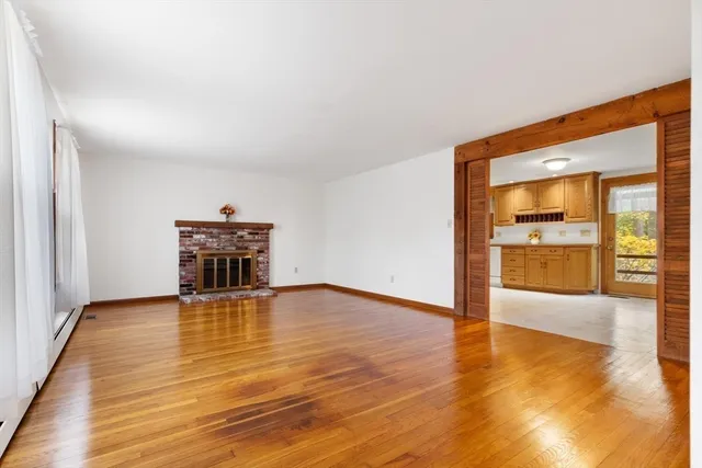 $829,900 | 1 Red Coach Road, Hamilton, MA 01982