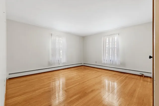 $829,900 | 1 Red Coach Road, Hamilton, MA 01982