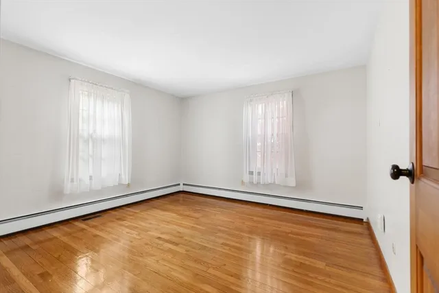 $829,900 | 1 Red Coach Road, Hamilton, MA 01982