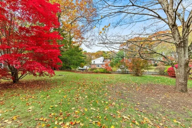 $829,900 | 1 Red Coach Road, Hamilton, MA 01982