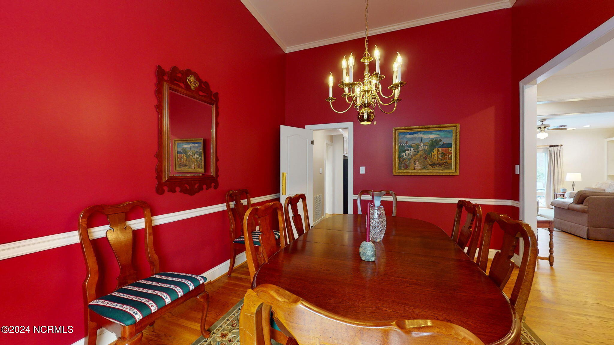 Formal Dining