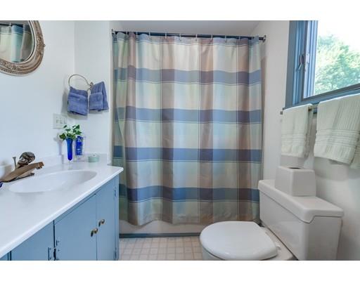 41 Johnson Road Sutton, MA 01590 - Photo 23 of 42