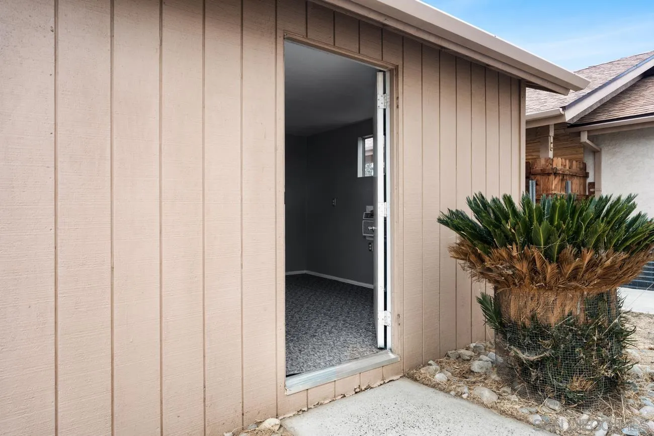 1368 Oakleaf Lane Ramona, CA 92065 - Photo 21 of 27