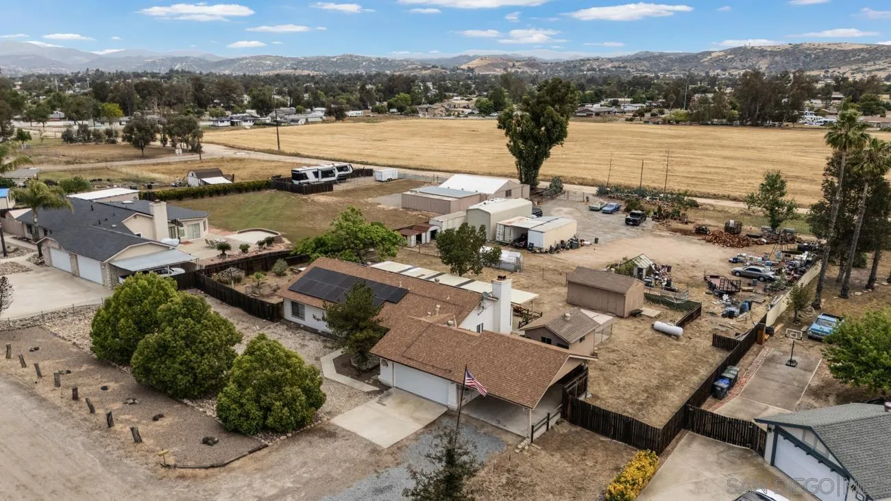 1368 Oakleaf Lane Ramona, CA 92065 - Photo 26 of 27