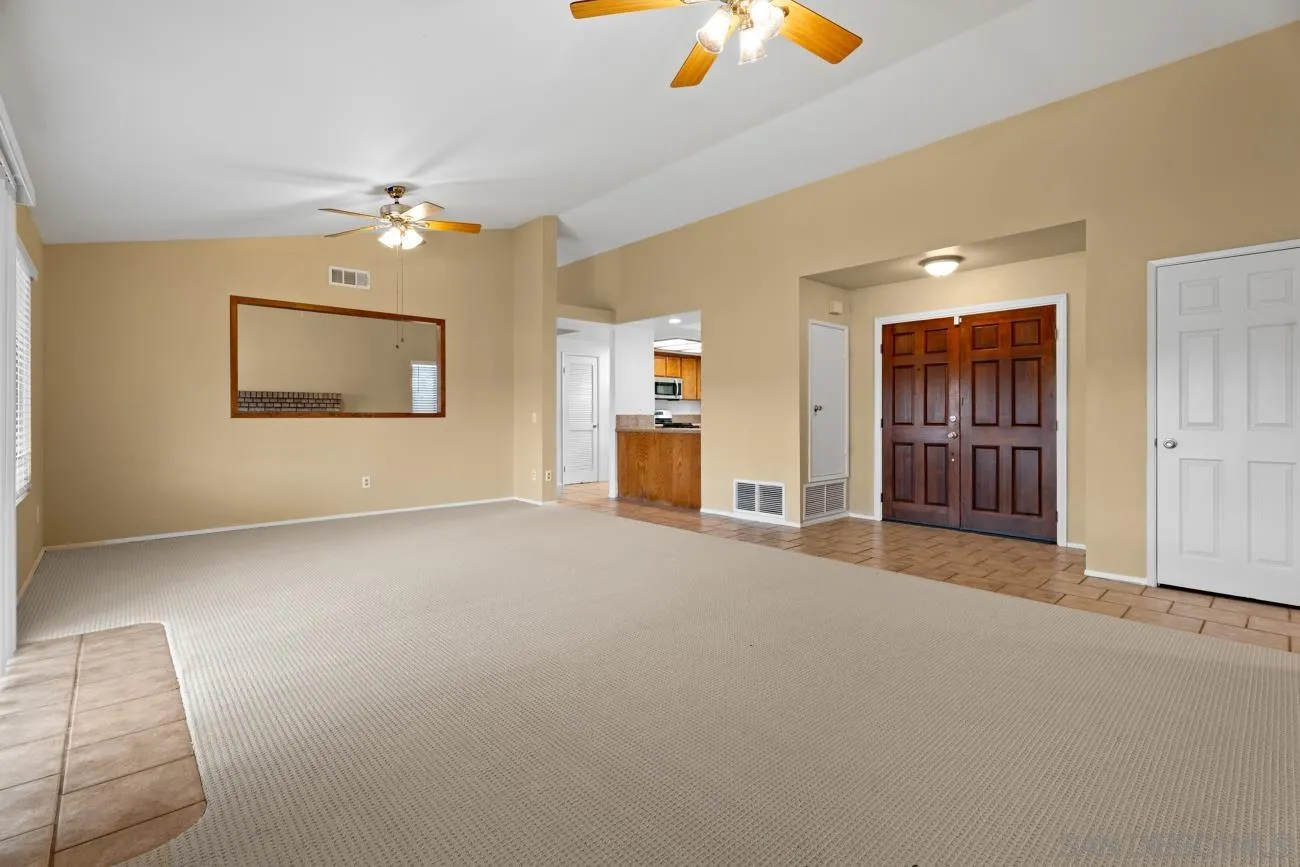 1368 Oakleaf Lane Ramona, CA 92065 - Photo 4 of 27