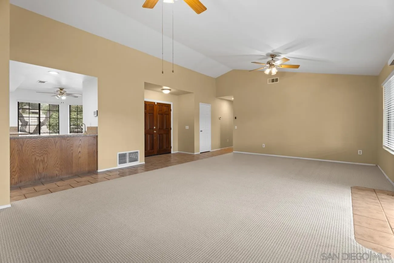 1368 Oakleaf Lane Ramona, CA 92065 - Photo 6 of 27