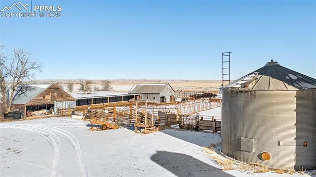 a view of multiple house