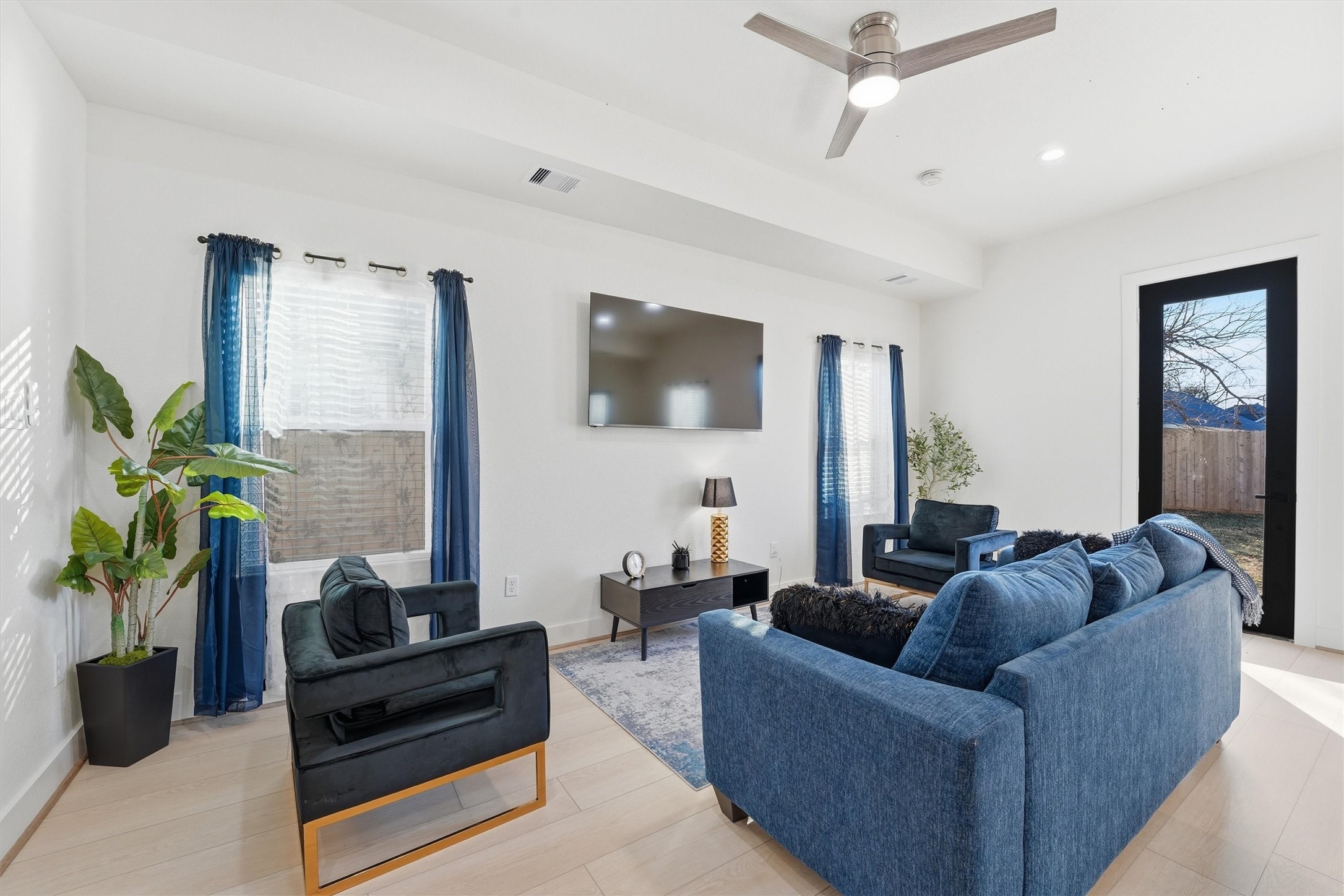 7908 Brandon Street, Unit A Houston, TX 77051 - Photo 6 of 19