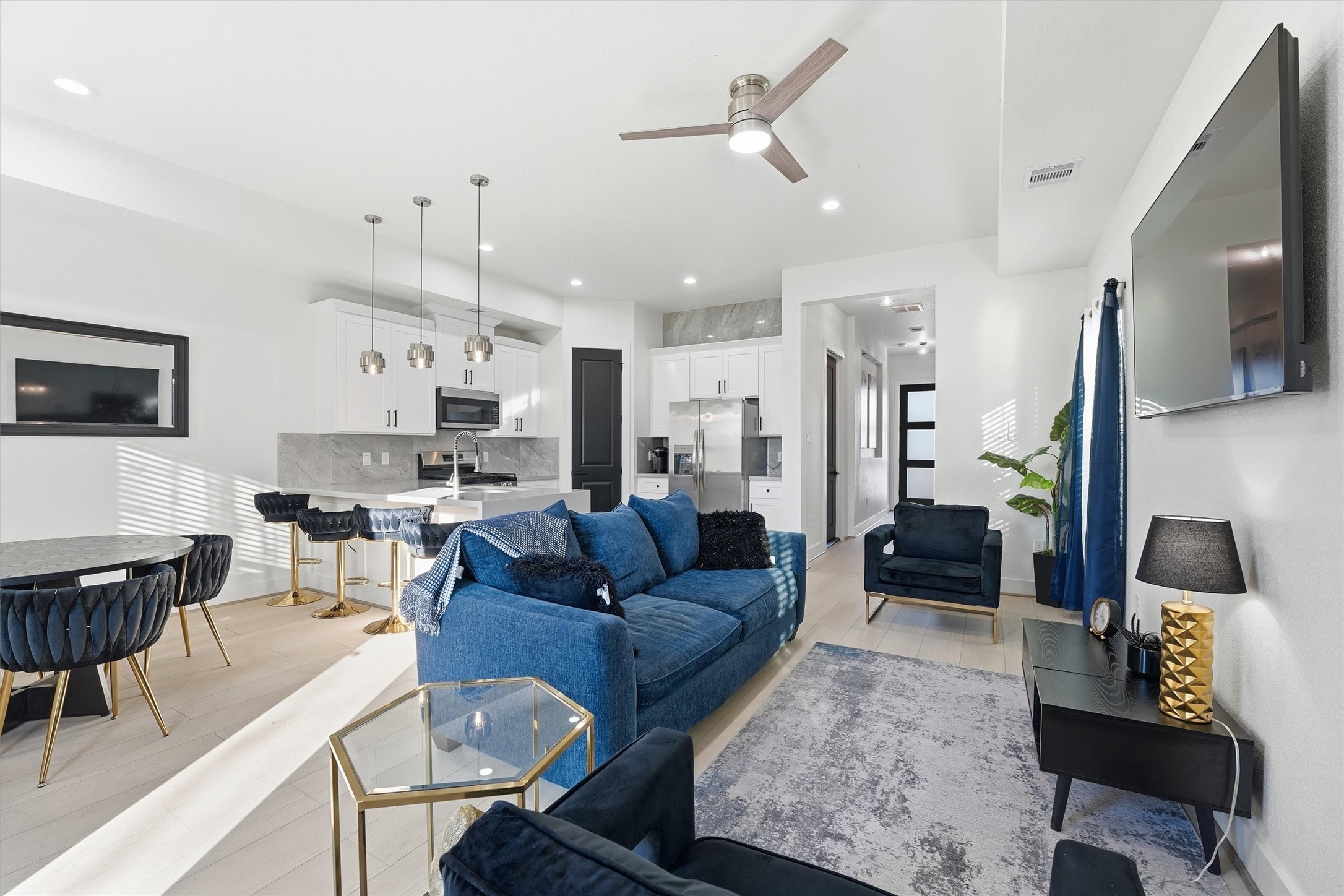 7908 Brandon Street, Unit A Houston, TX 77051 - Photo 7 of 19