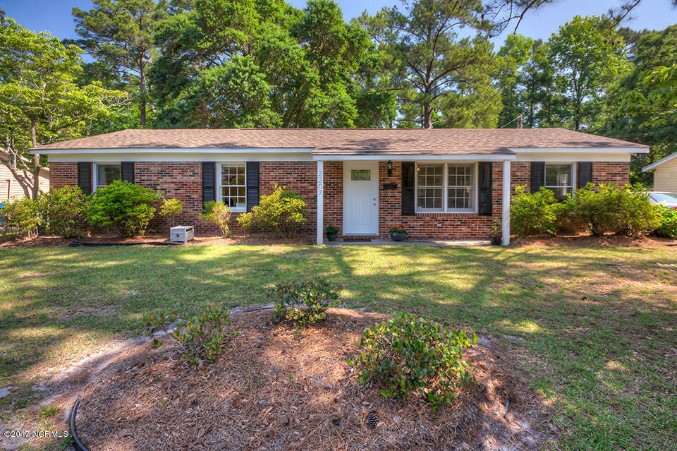 2207 Shirley Road Wilmington, NC 28405 - Photo 1 of 29 IMG_7868_69_70