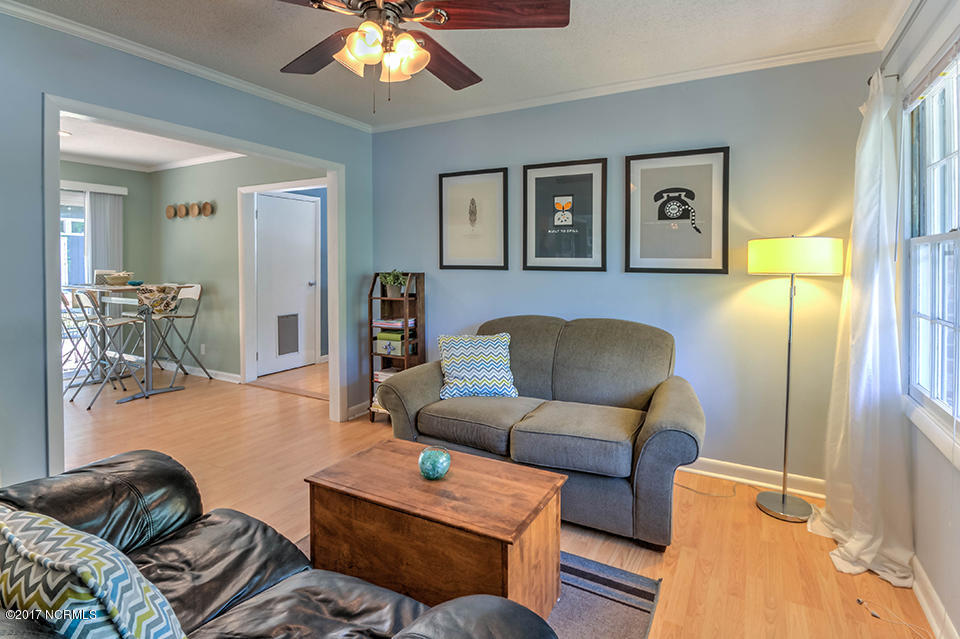 2207 Shirley Road Wilmington, NC 28405 - Photo 5 of 29 IMG_7778_79_80