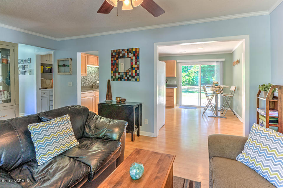 2207 Shirley Road Wilmington, NC 28405 - Photo 6 of 29 IMG_7784_5_6