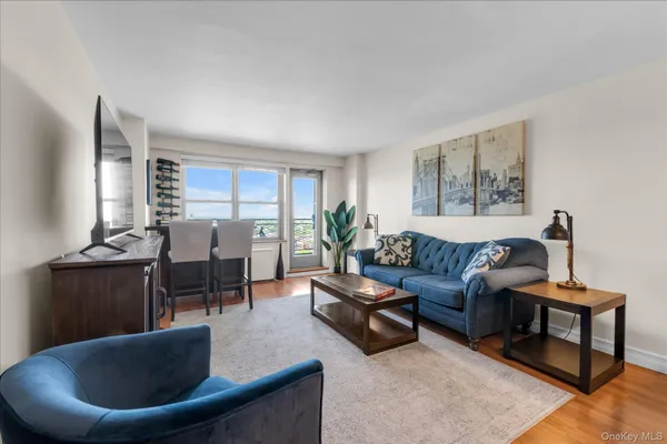 $320,000 | 125-10 Queens Boulevard, Unit 2106 | Kew Gardens