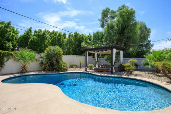 $2,695,000 | 4227 North 62nd Street, Scottsdale, AZ 85251