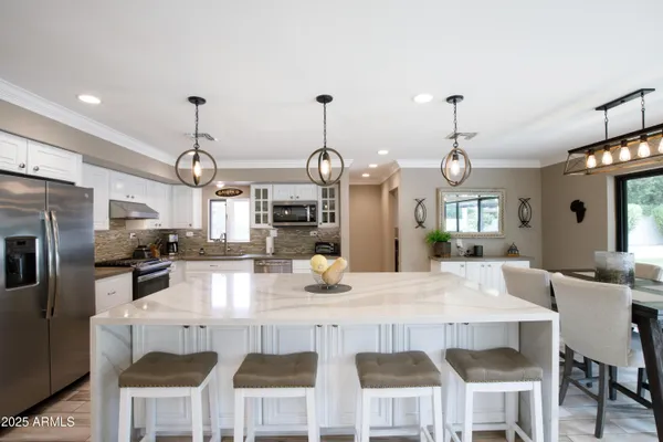 $2,695,000 | 4227 North 62nd Street, Scottsdale, AZ 85251