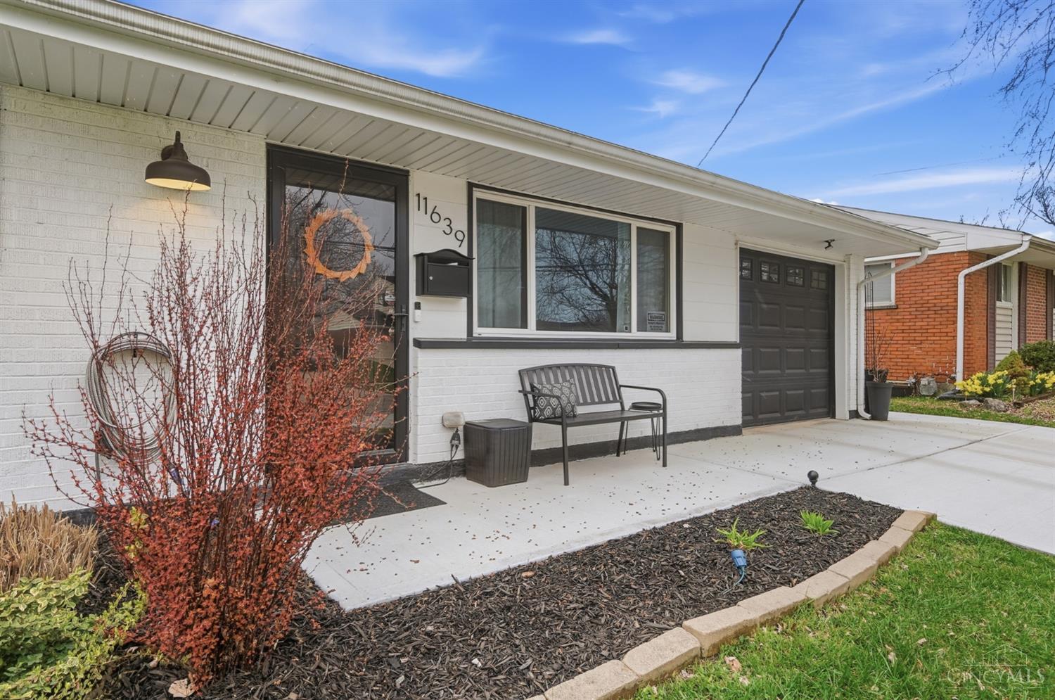 11639 Hanover Road Forest Park, OH 45240 - Photo 3 of 54