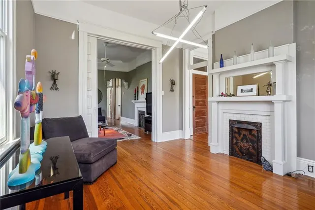 $2,400 | 4301 Iberville Street, New Orleans, LA 70119