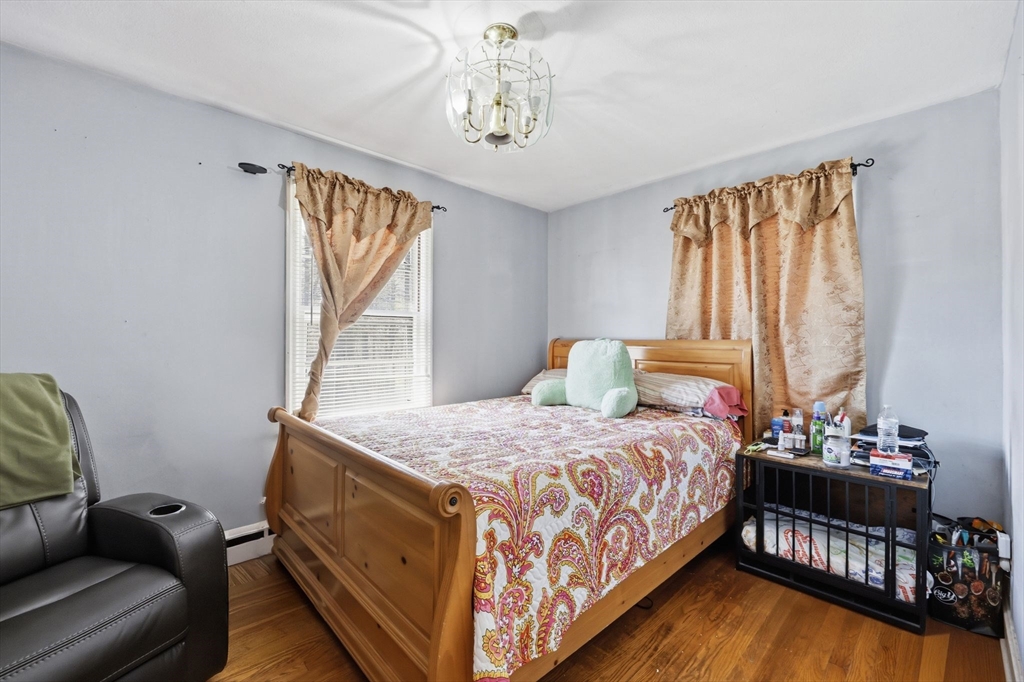 19 Carnavon Circle Springfield, MA 01109 - Photo 16 of 38