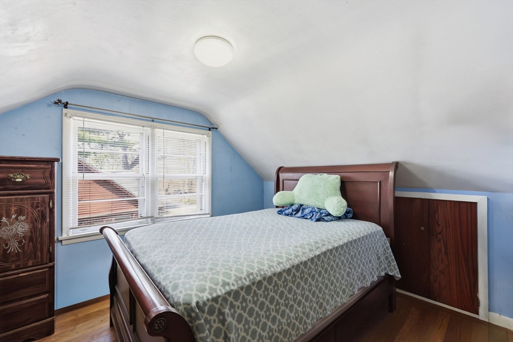 19 Carnavon Circle Springfield, MA 01109 - Photo 21 of 38