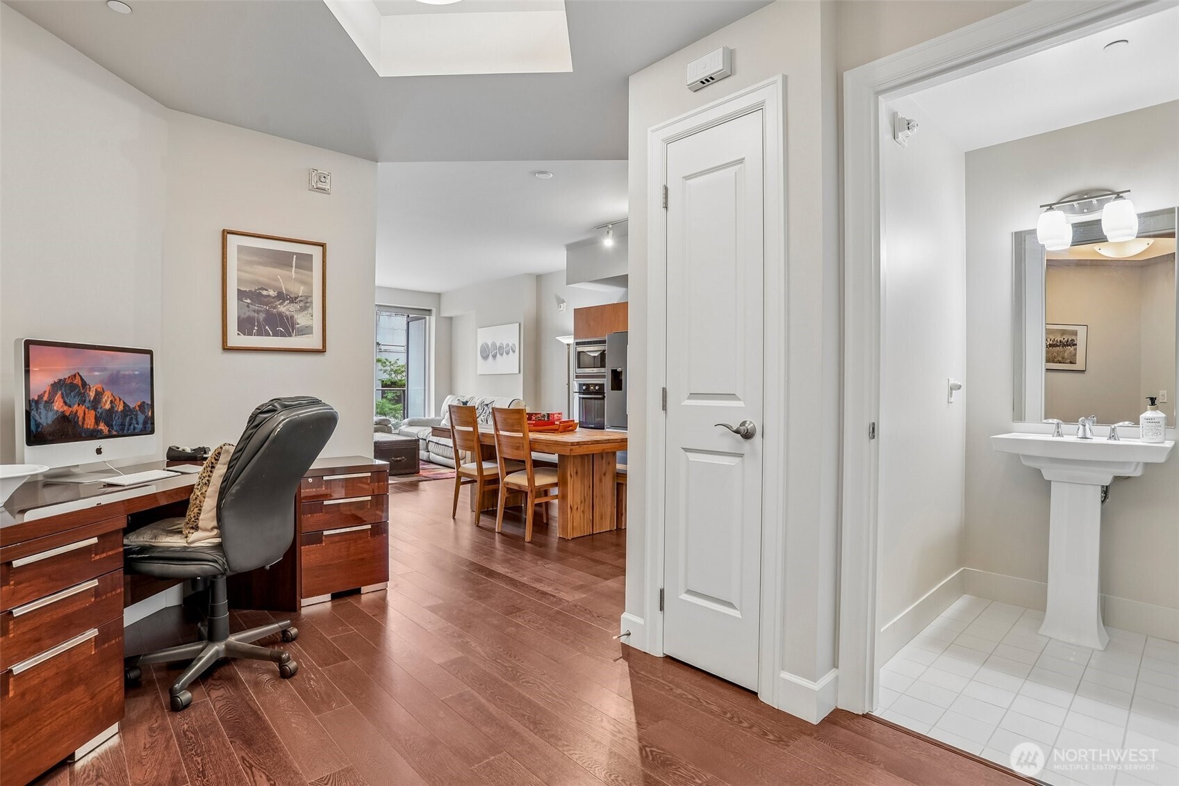 1920 4th Avenue, Unit 504 Seattle, WA 98101 - Photo 20 of 38